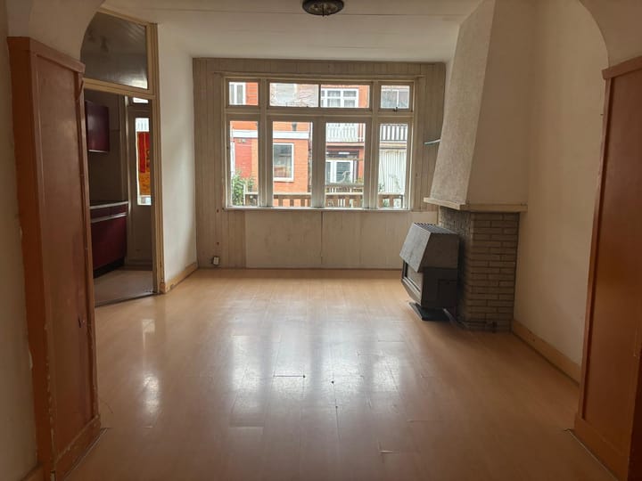 Photo 2 of Voltastraat 21-B