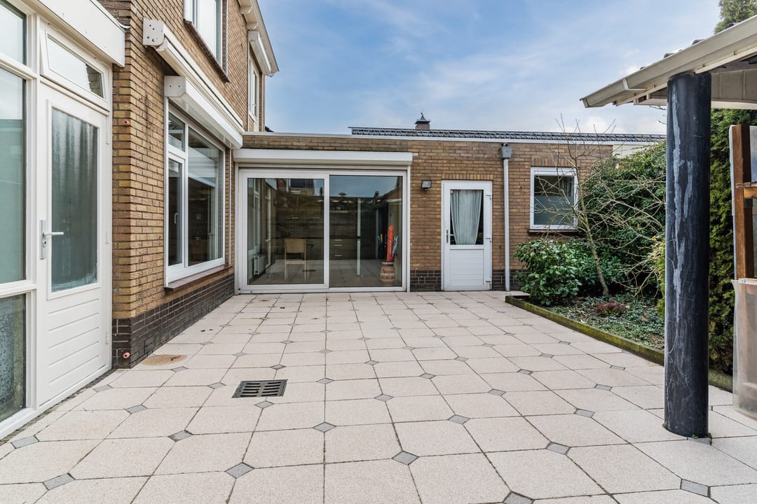 Photo 32 of Rozenstraat 27