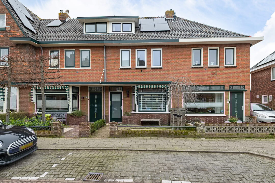 Photo 1 of Prins Bernhardstraat 5