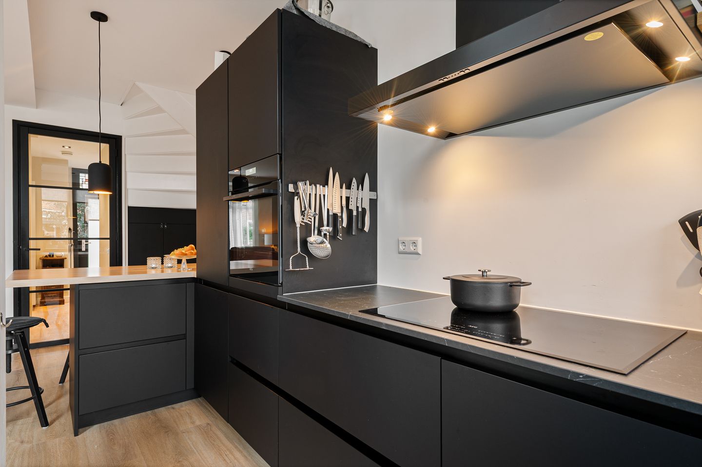 Photo 10 of Prins Bernhardstraat 5