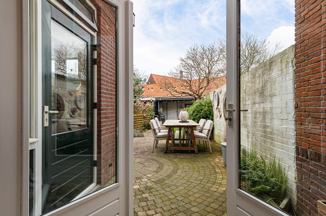 Photo 11 of Prins Bernhardstraat 5