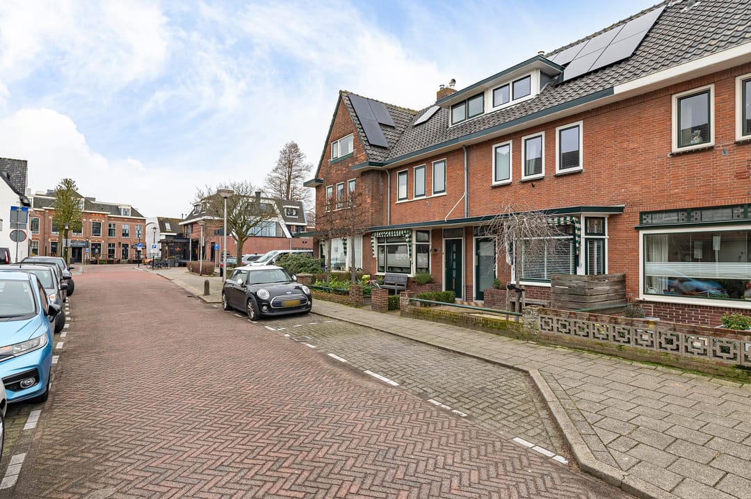 Photo 32 of Prins Bernhardstraat 5