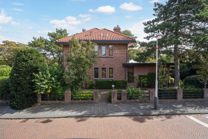 Photo 1 of Hoenderlaan 7