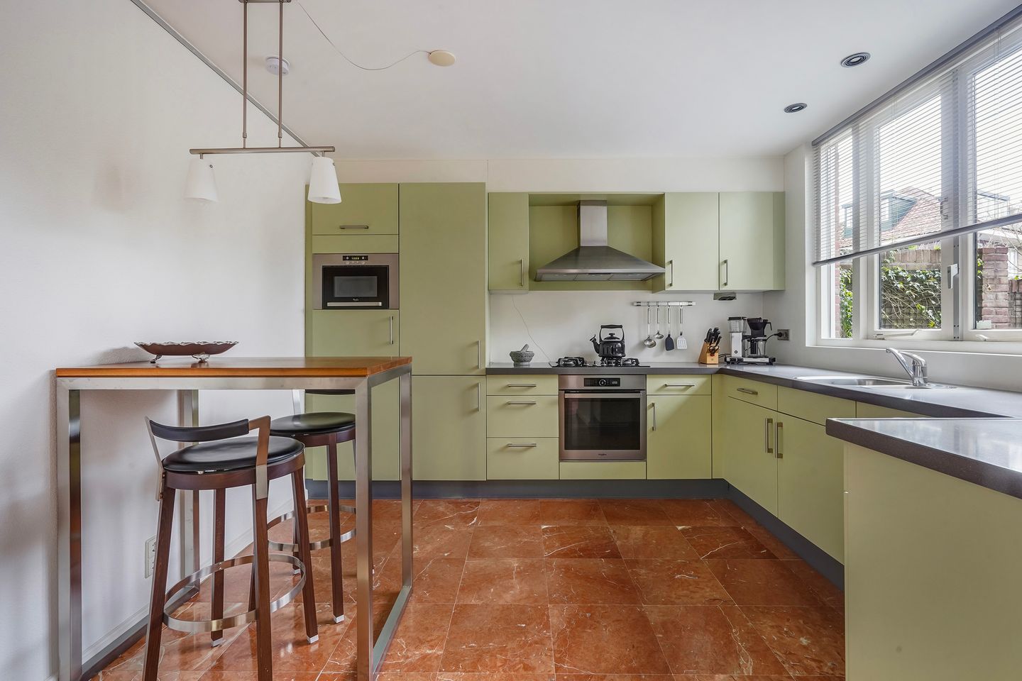 Photo 4 of Hoenderlaan 7