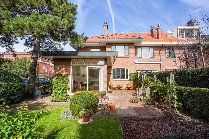 Photo 2 of Hoenderlaan 7