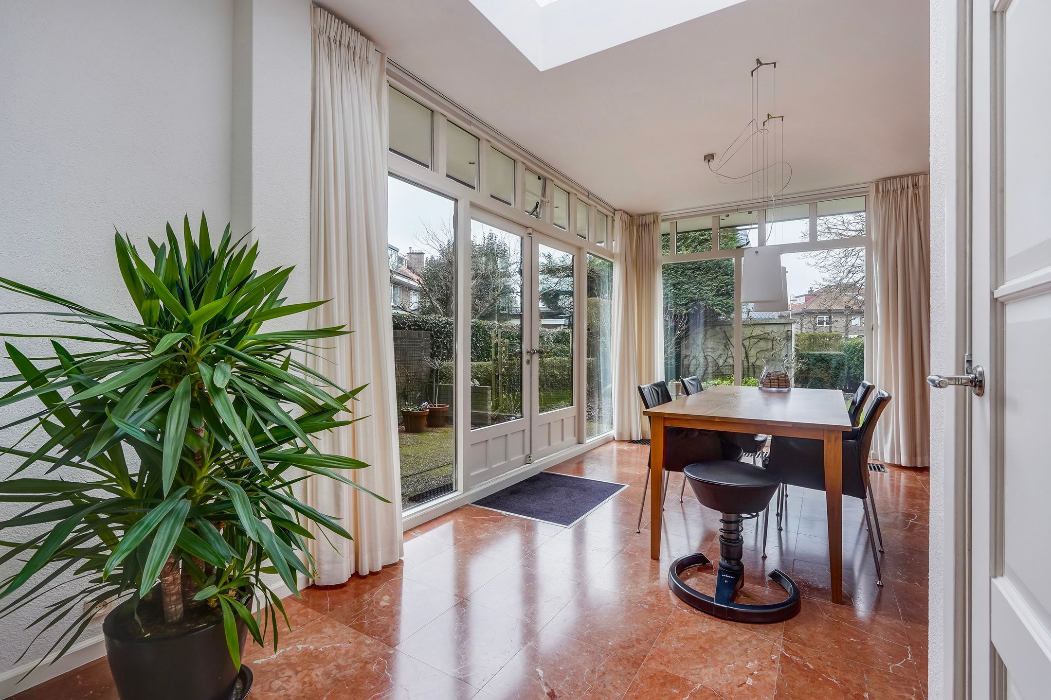 Photo 18 of Hoenderlaan 7