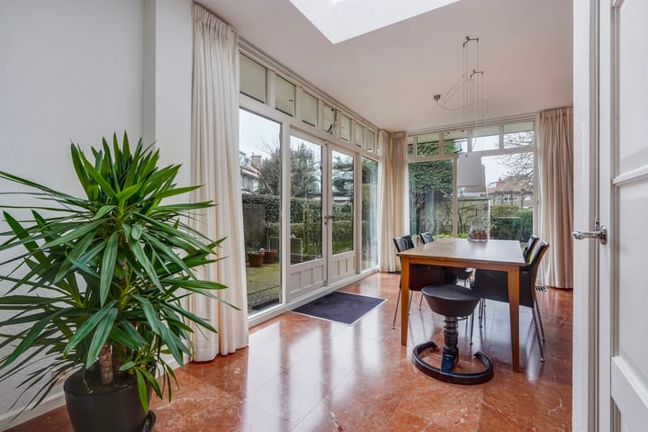 Photo 18 of Hoenderlaan 7