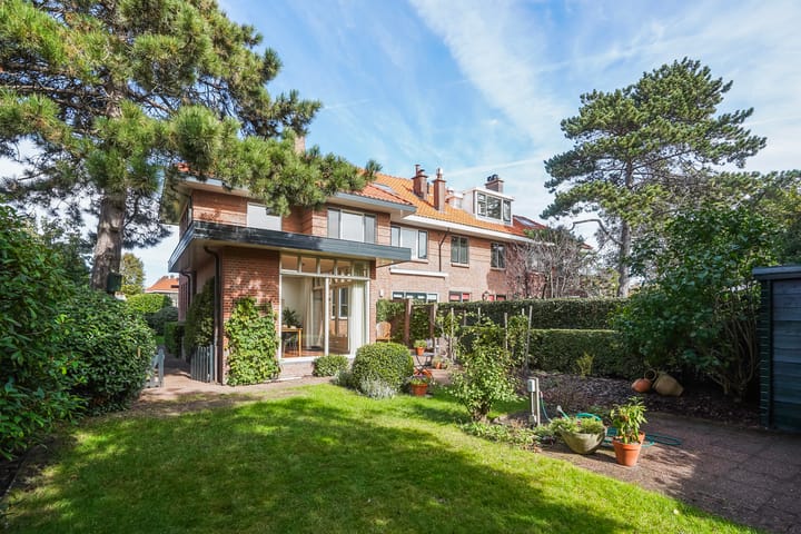 Photo 24 of Hoenderlaan 7