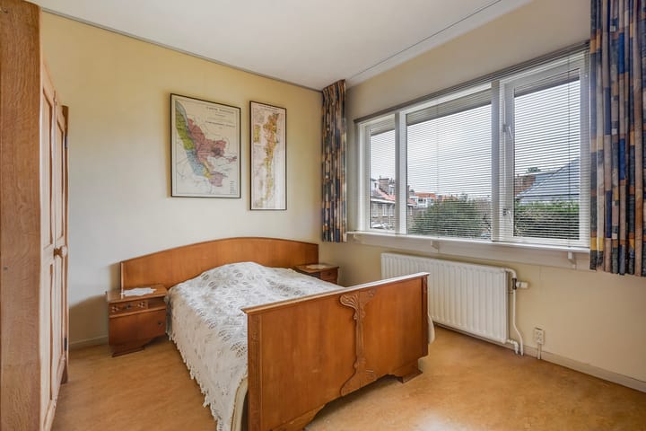 Photo 37 of Hoenderlaan 7