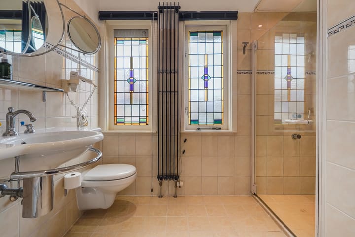 Photo 40 of Hoenderlaan 7