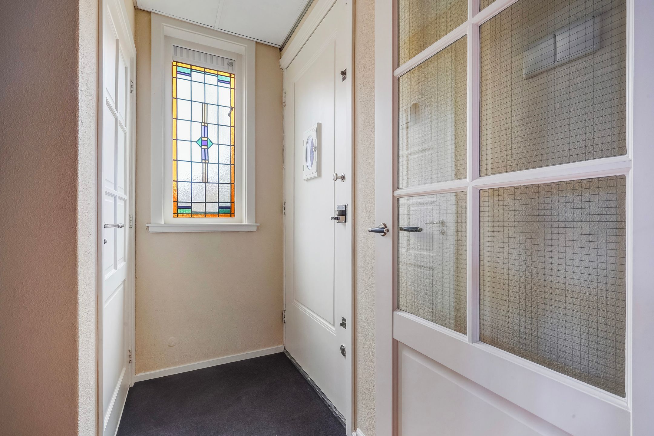 Photo 57 of Hoenderlaan 7