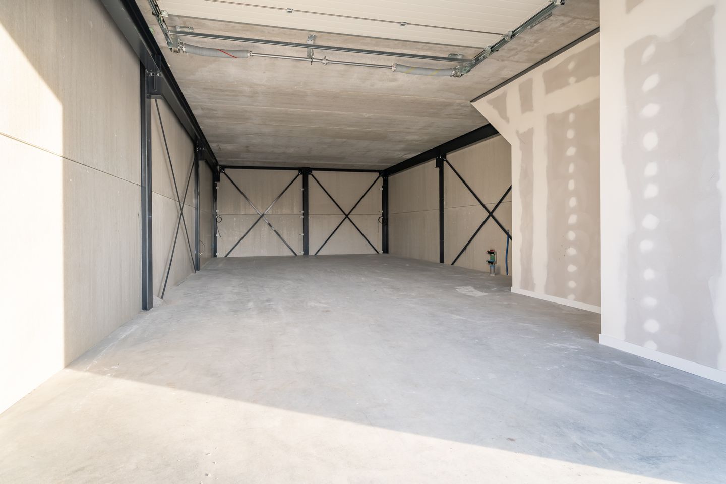 View photo 5 of Databankweg 3-G