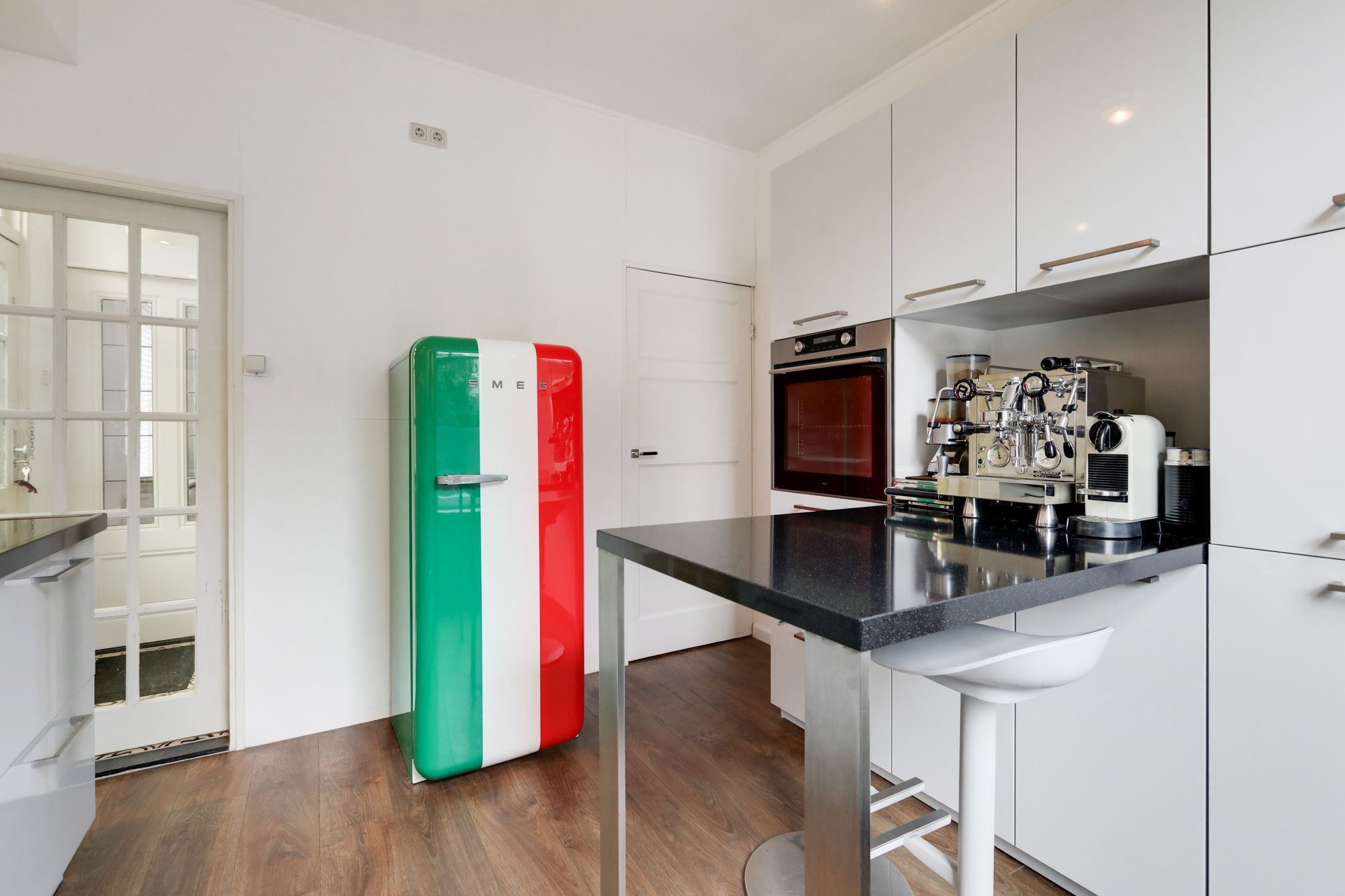 Foto 12 van Nassaustraat 18