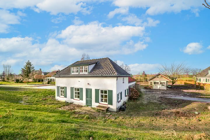 Photo 8 of Waalbandijk 61