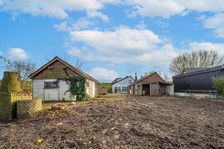 Photo 26 of Waalbandijk 61