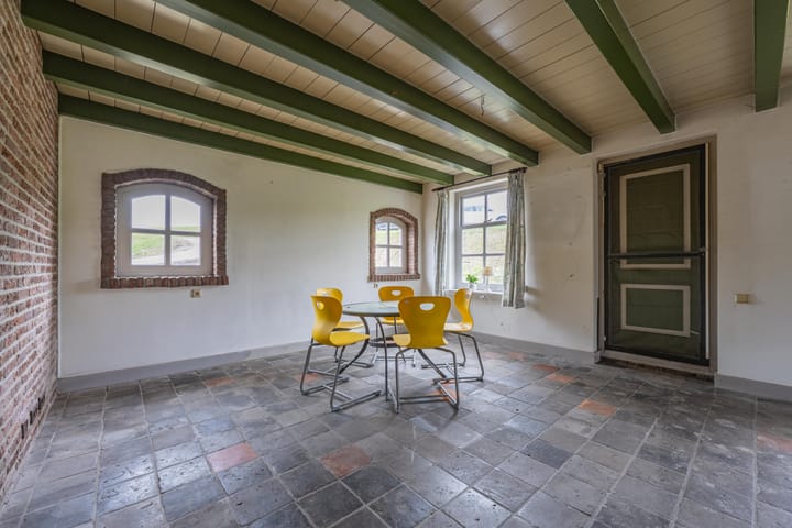 Photo 32 of Waalbandijk 61