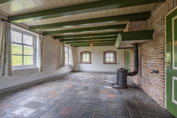 Photo 35 of Waalbandijk 61