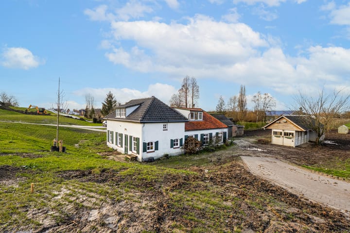 Photo 74 of Waalbandijk 61