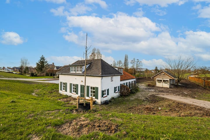 Photo 75 of Waalbandijk 61