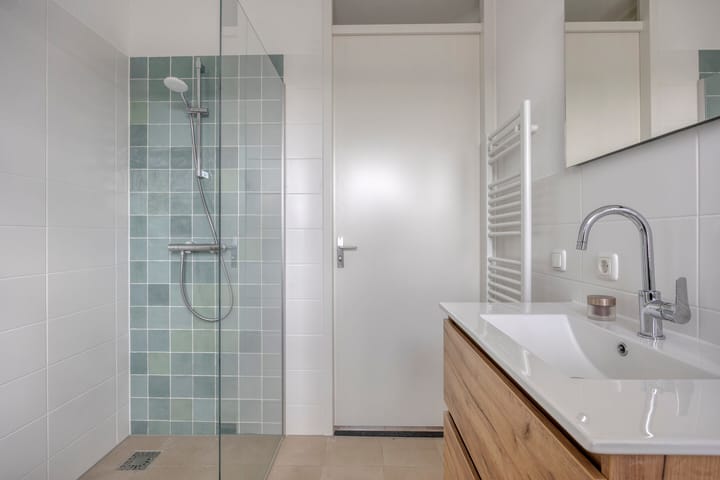 Photo 4 of Kanaalboulevard 104