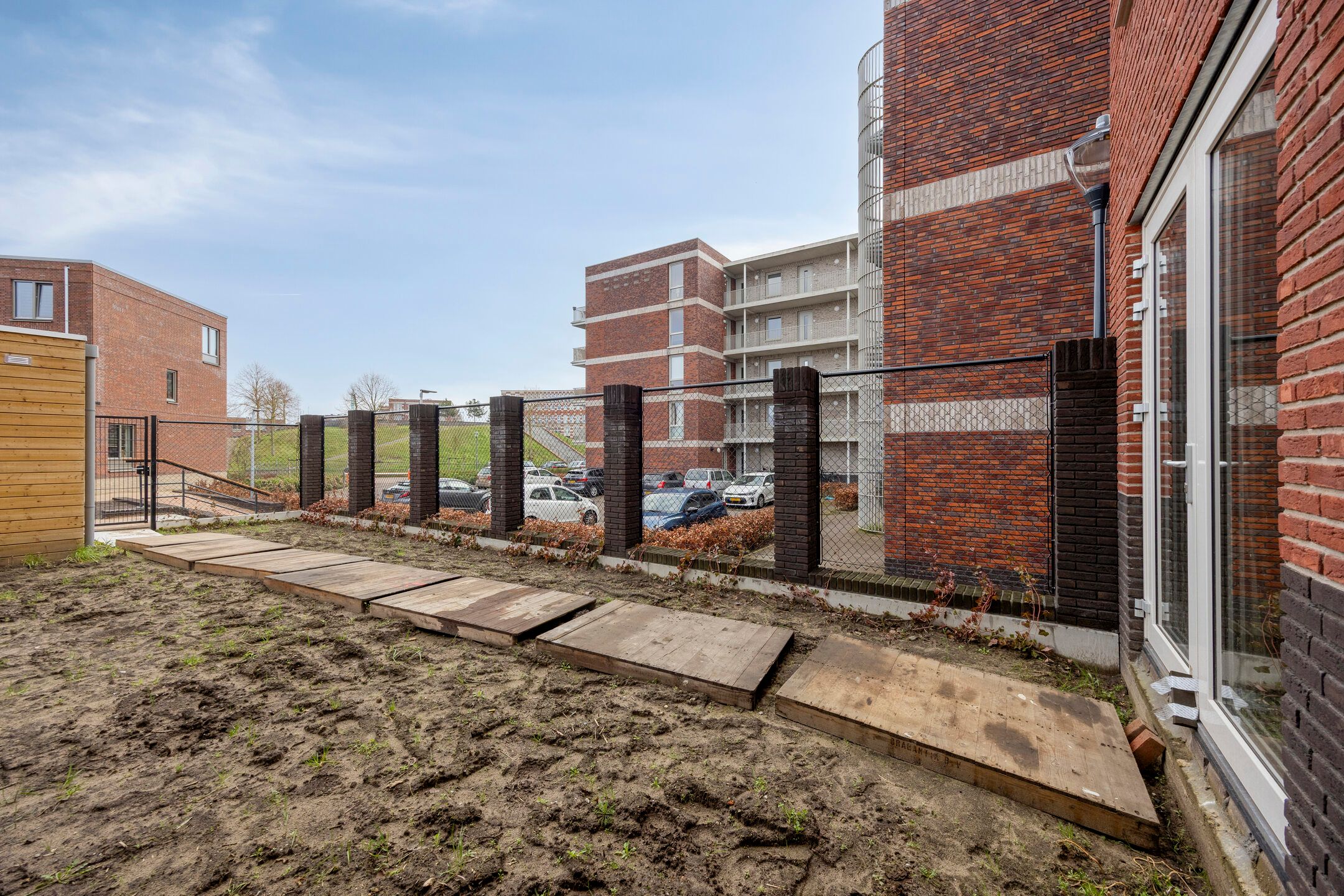 Foto 21 van Kanaalboulevard 104