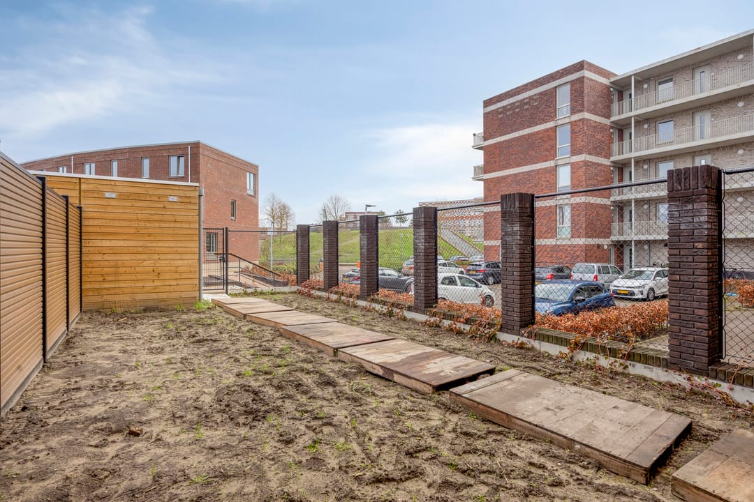 Foto 22 van Kanaalboulevard 104