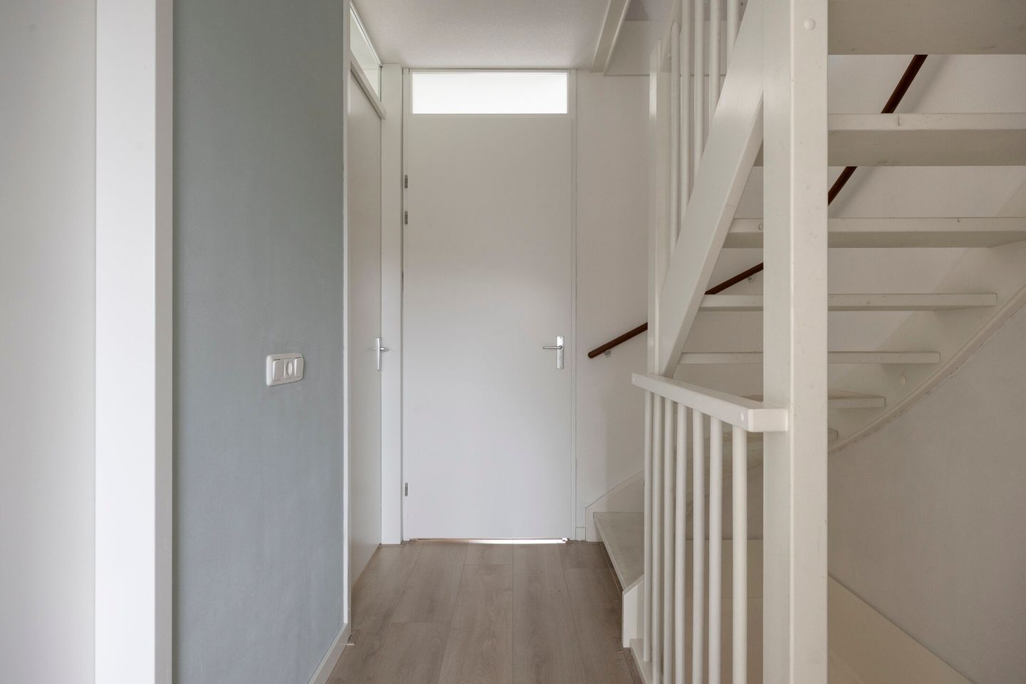 Foto 25 van Kanaalboulevard 104