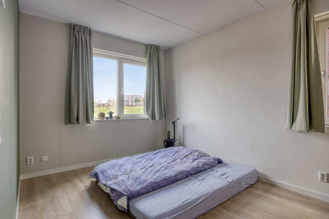 Foto 26 van Kanaalboulevard 104