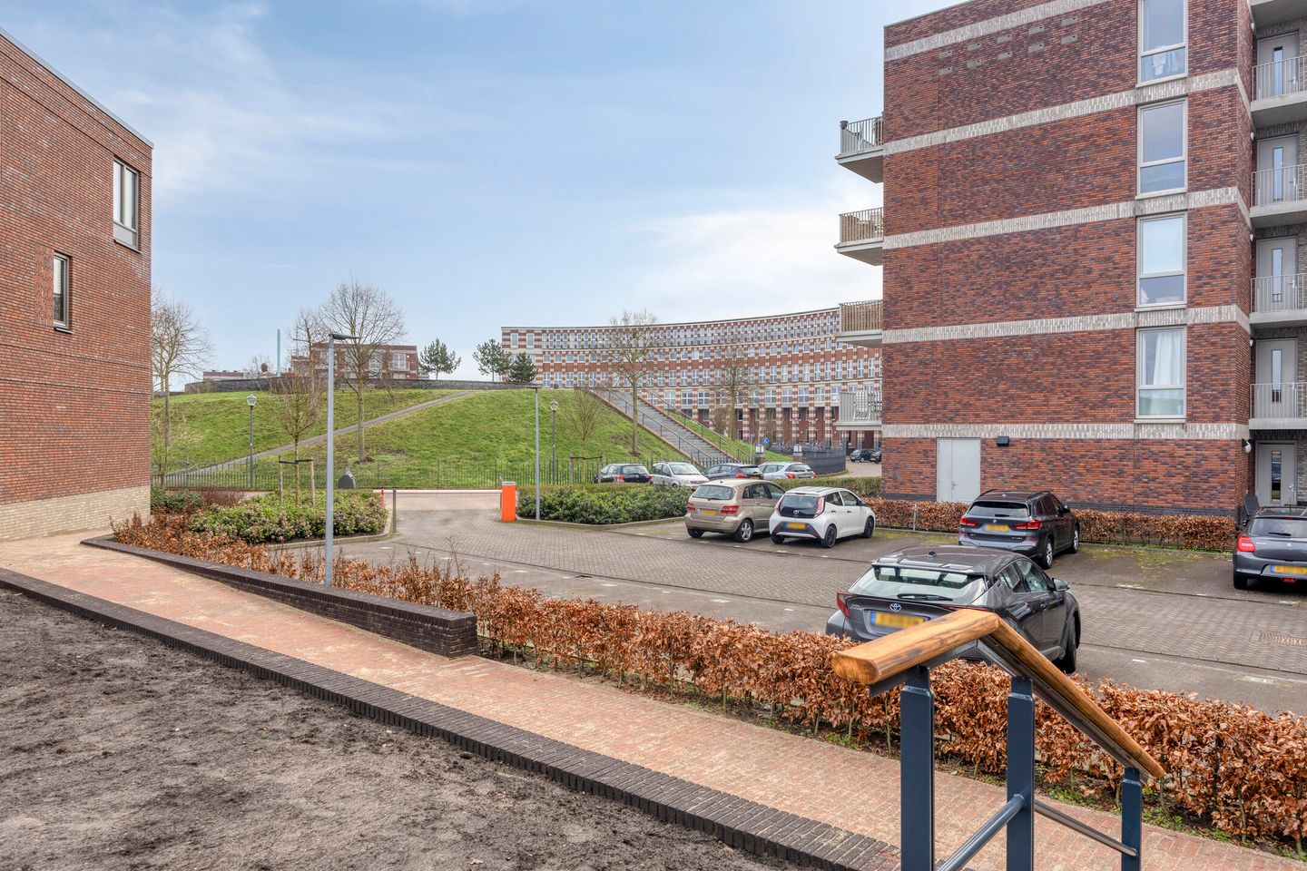 Foto 40 van Kanaalboulevard 104