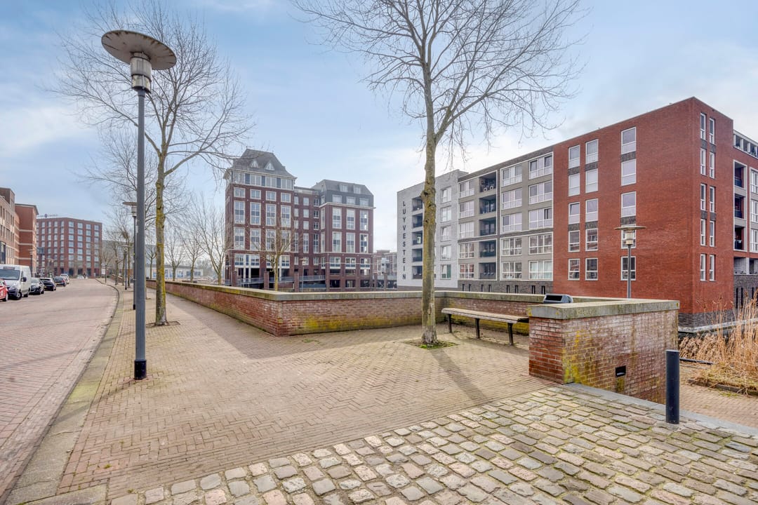 Foto 43 van Kanaalboulevard 104