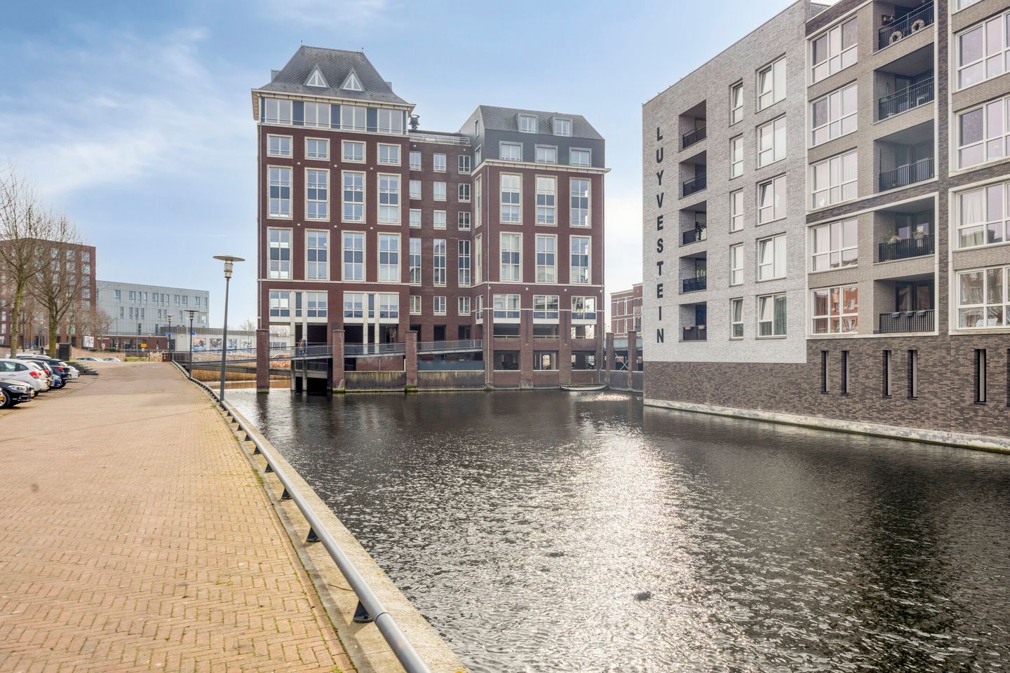 Foto 44 van Kanaalboulevard 104