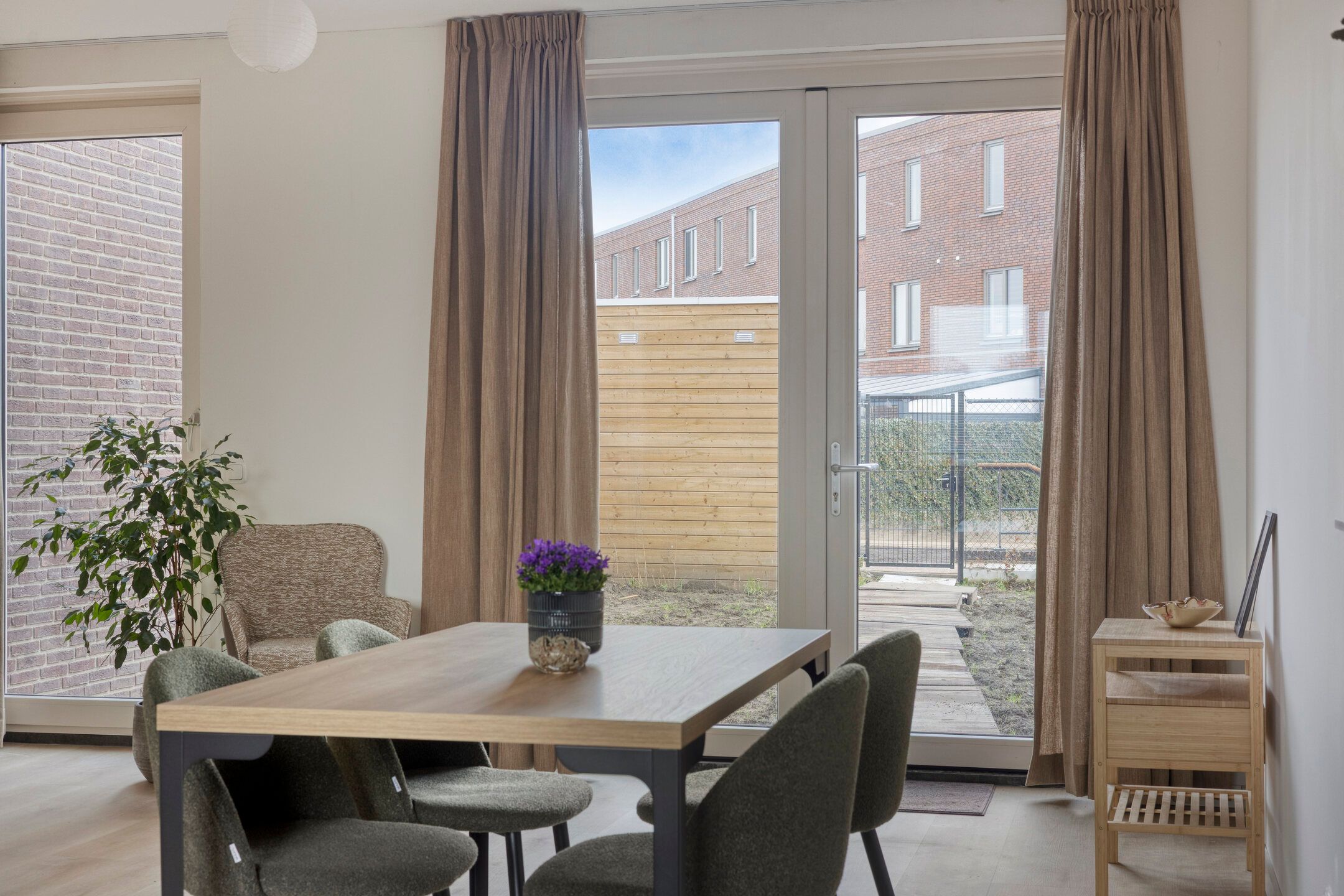 Foto 18 van Kanaalboulevard 104