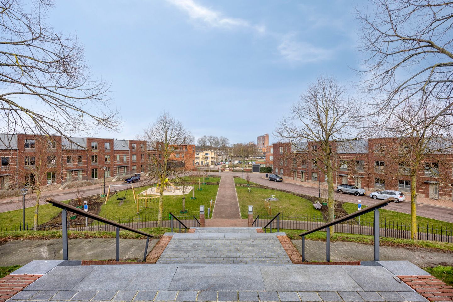 Foto 49 van Kanaalboulevard 104