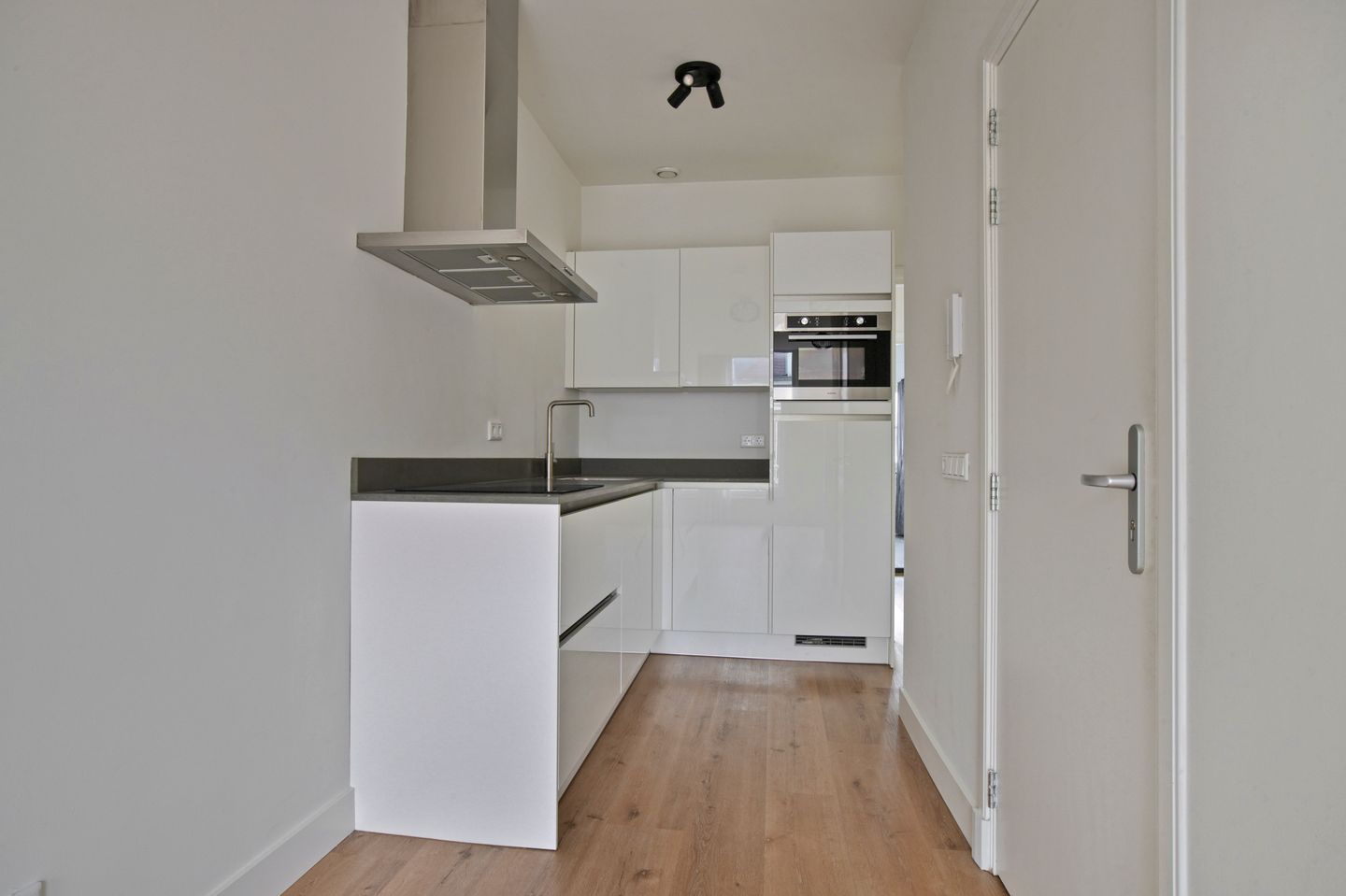 Foto 4 van Govert Flinckstraat 351-2