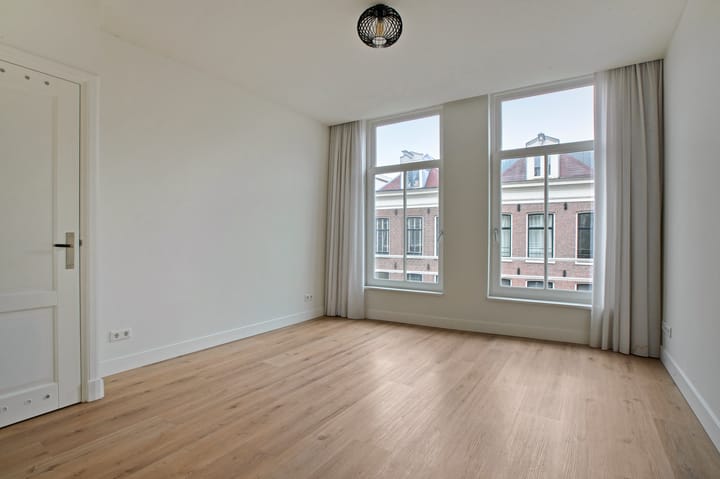 Photo 3 of Govert Flinckstraat 351-2