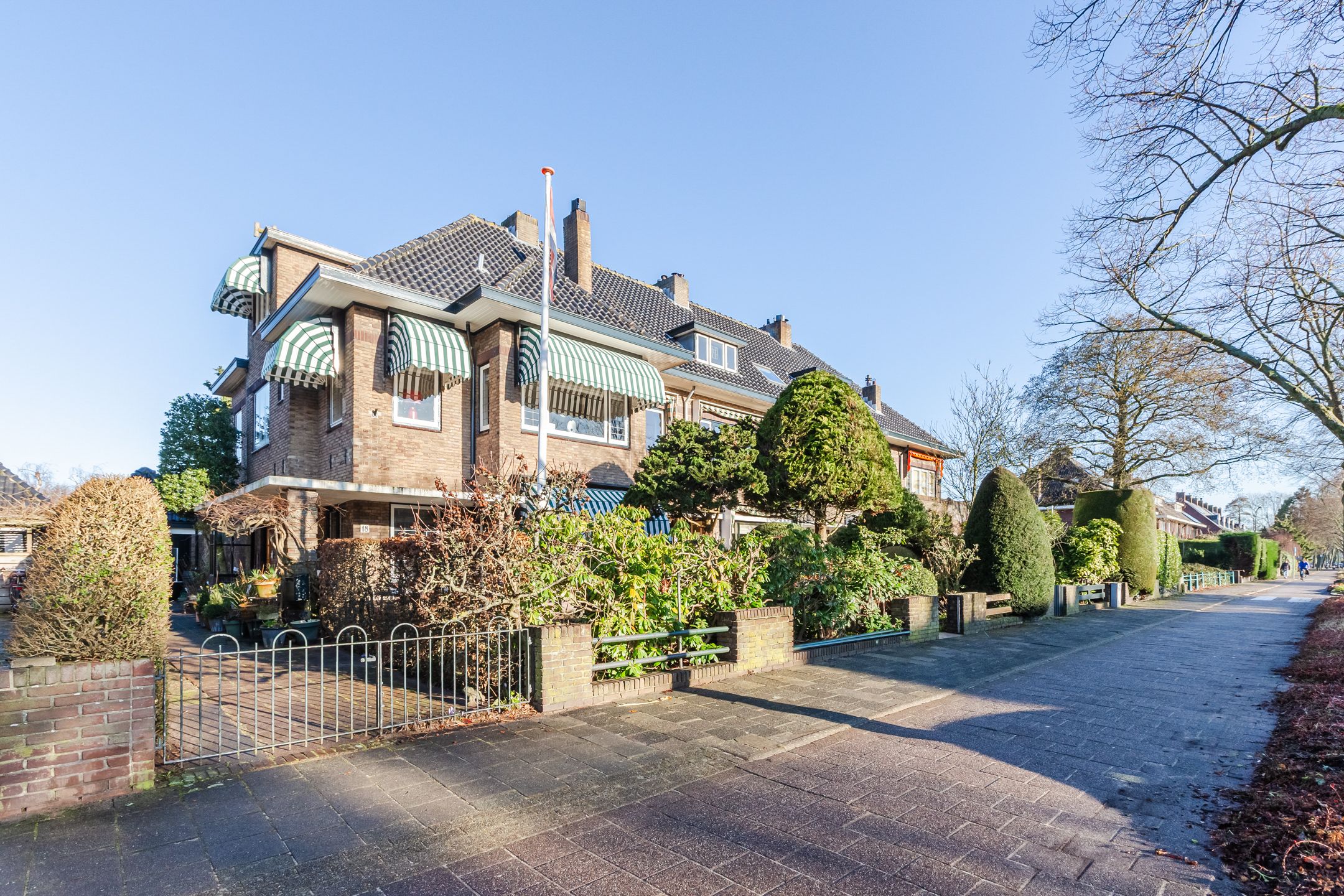 Laan van Oud-Poelgeest 18, Oegstgeest