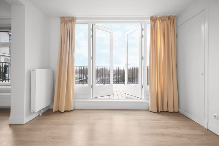 Photo 10 of Apollolaan 29-4