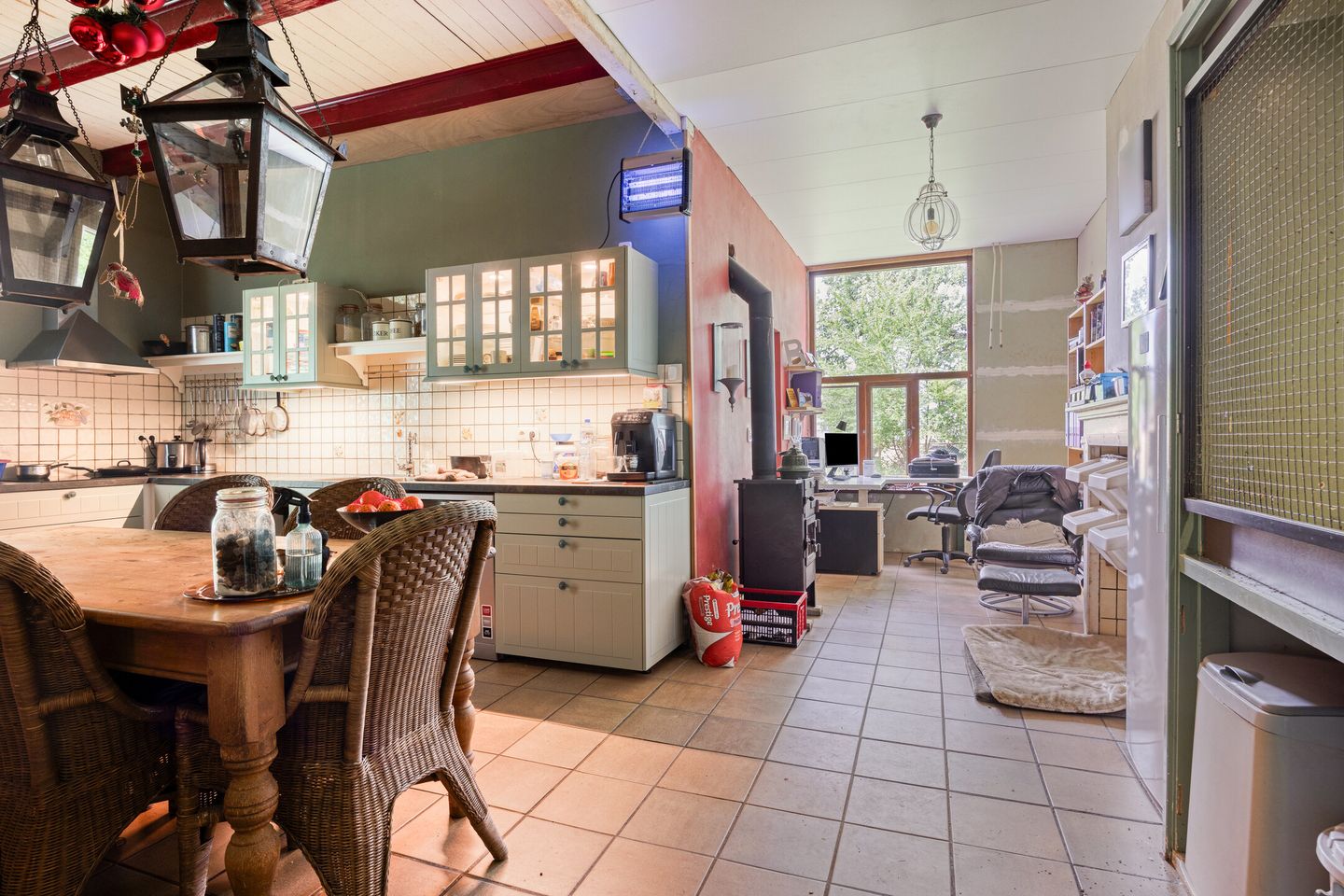 Photo 19 of Waalbandijk 116