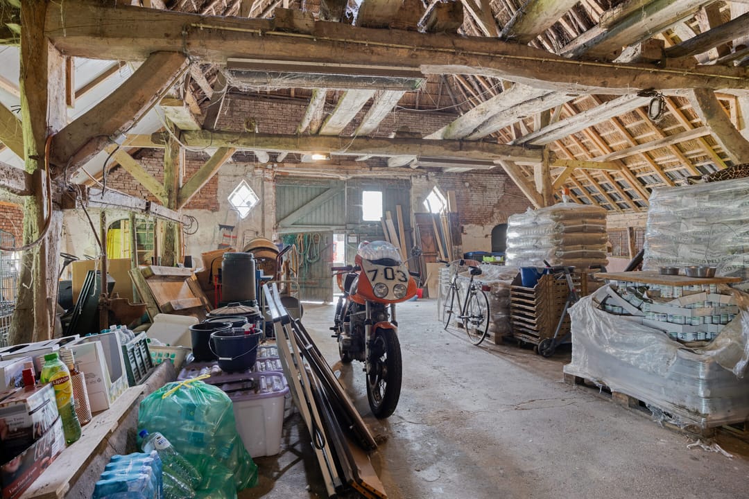 Photo 32 of Waalbandijk 116