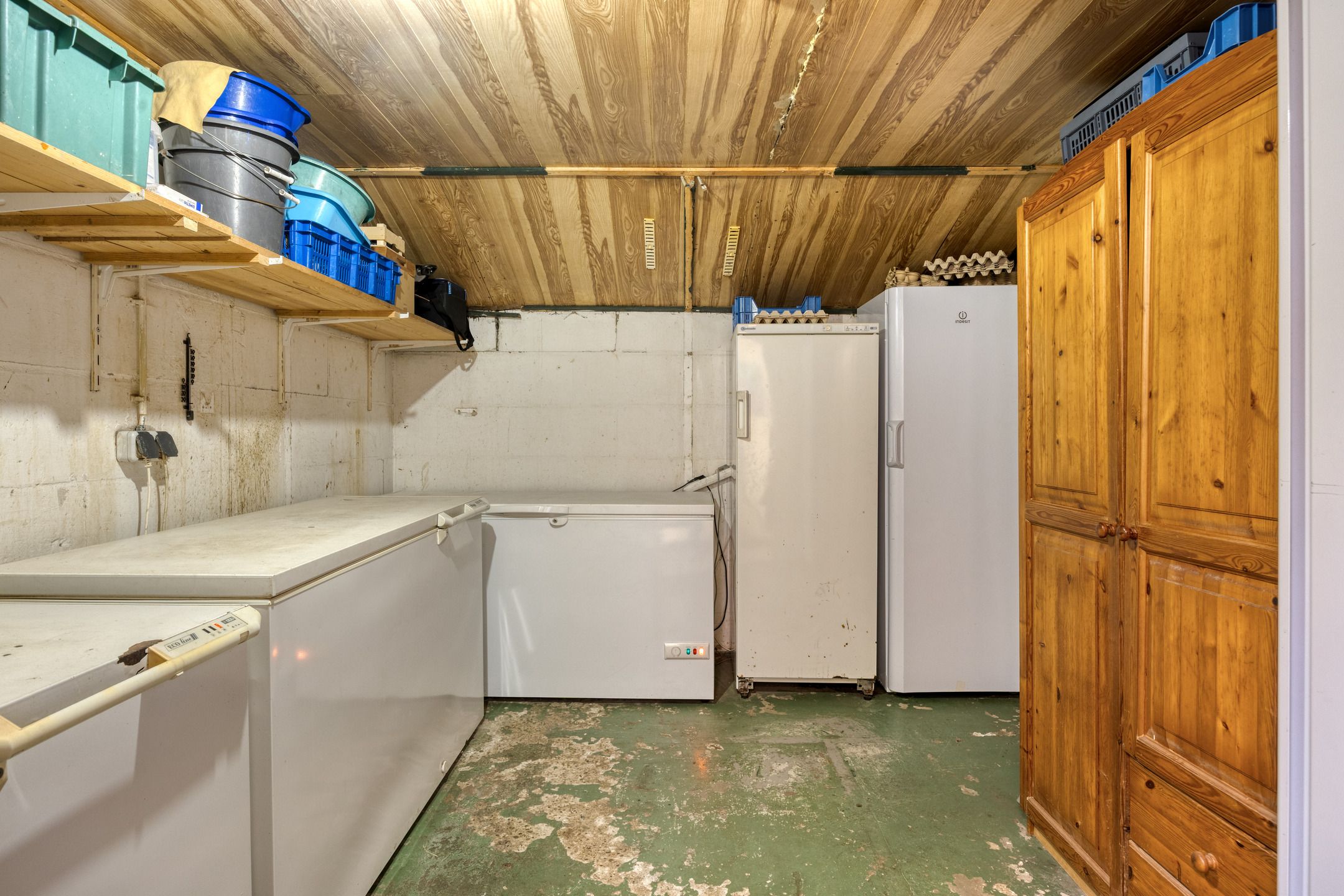 Photo 33 of Waalbandijk 116