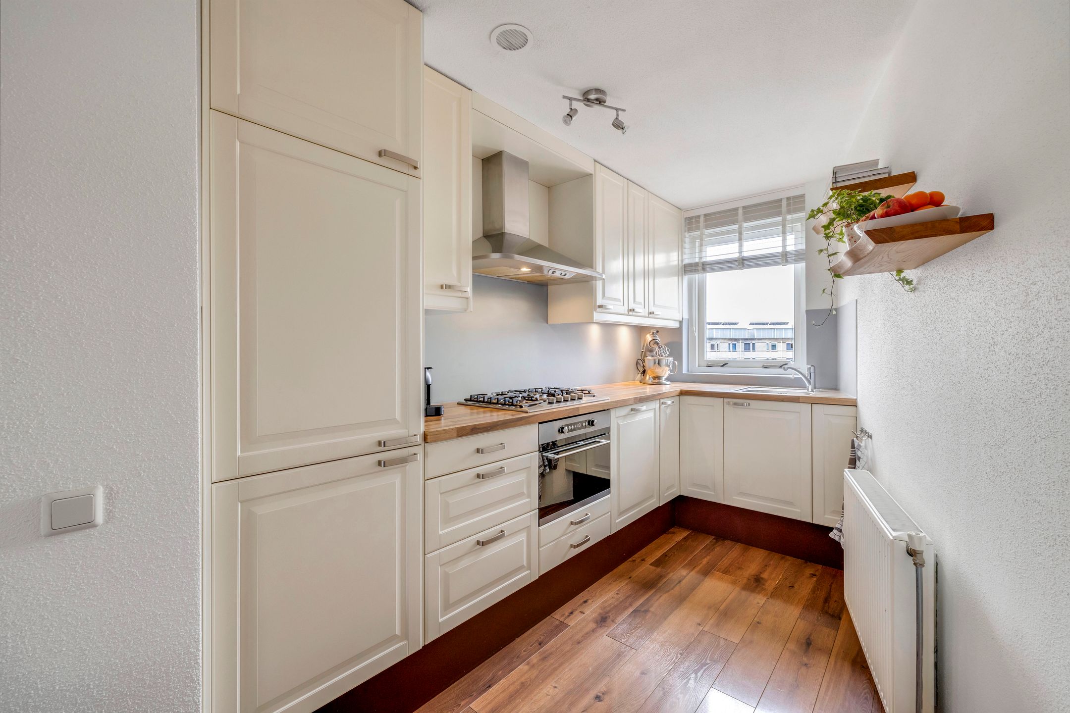 Photo 15 of Kamilleveld 6