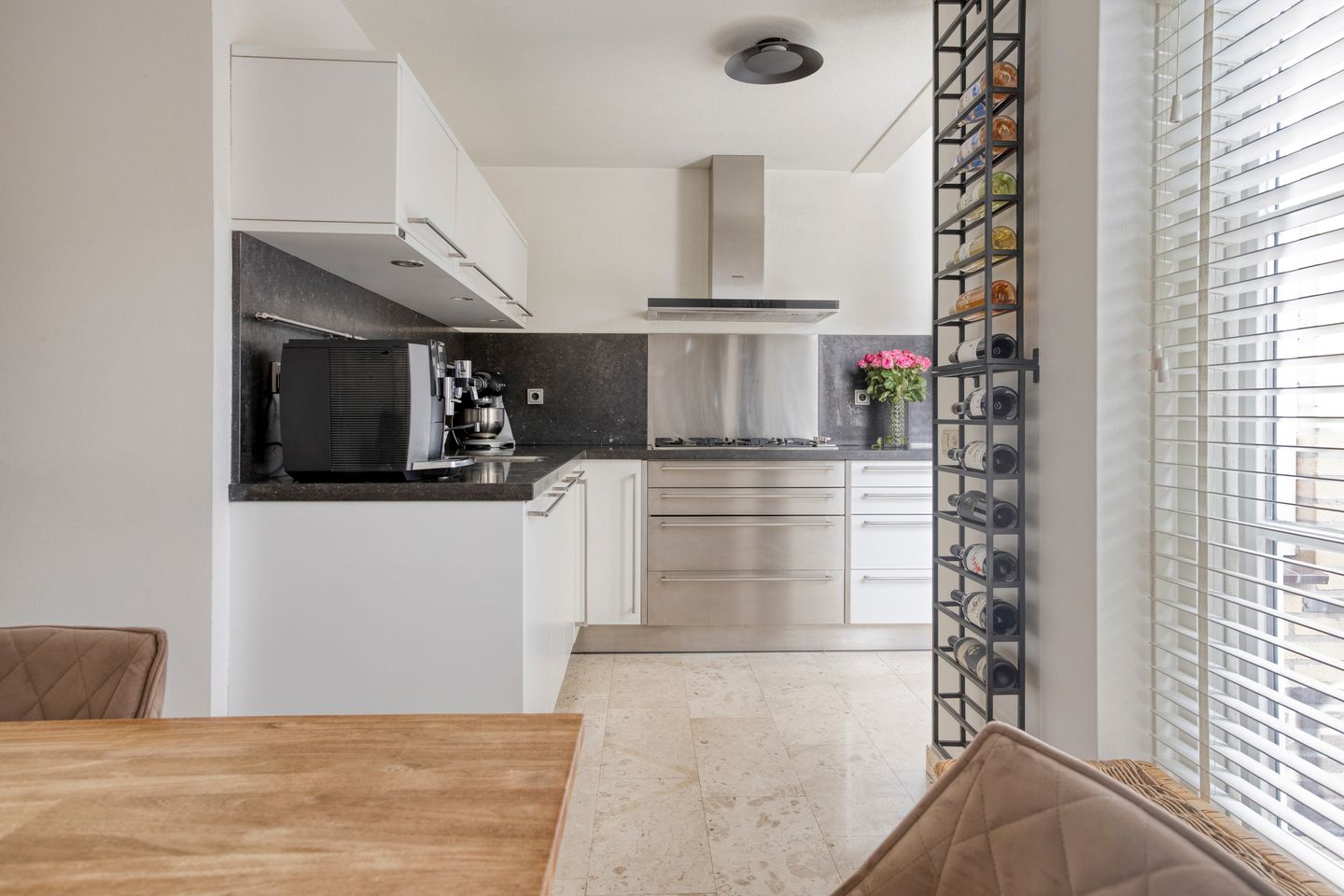 Photo 19 of Middensluis 4