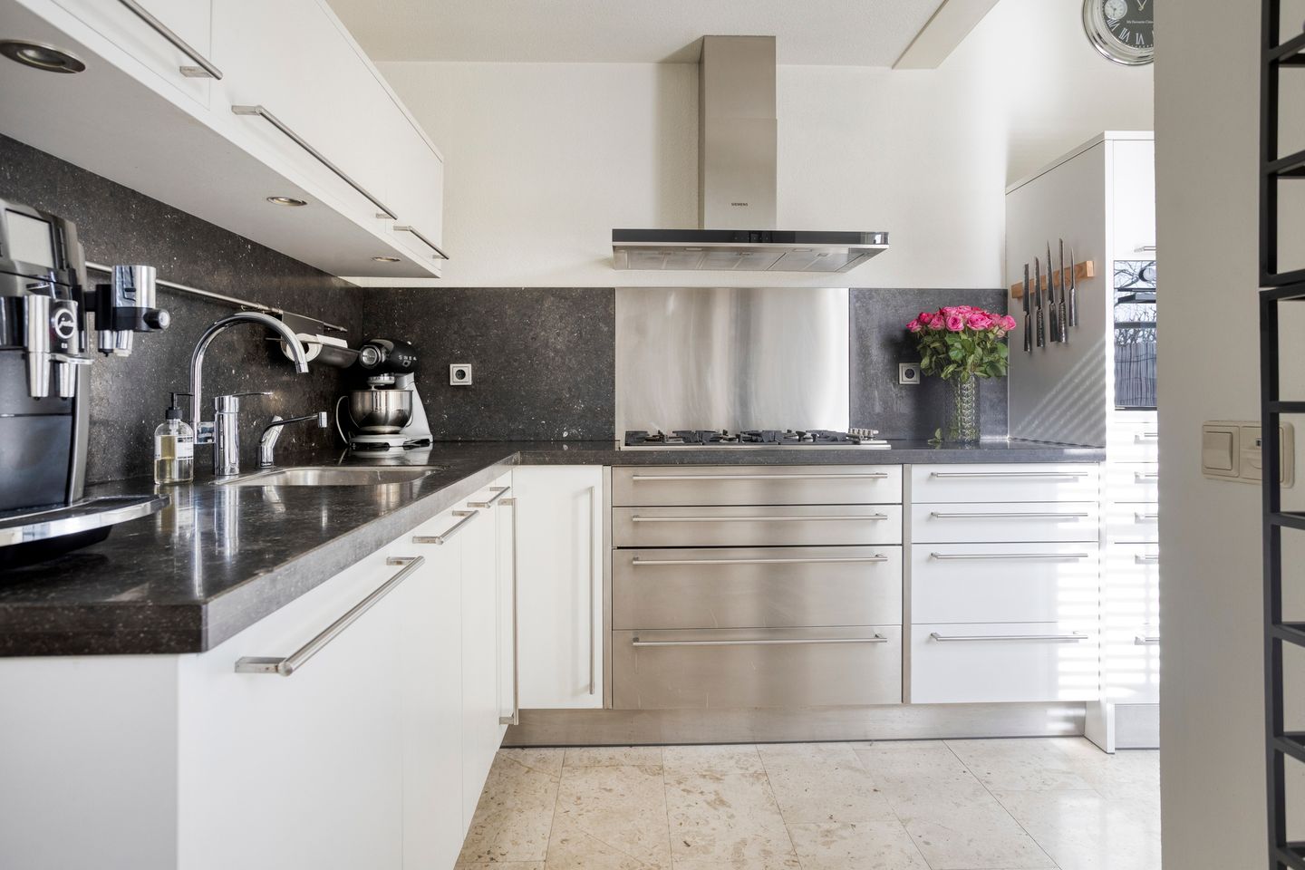 Photo 20 of Middensluis 4