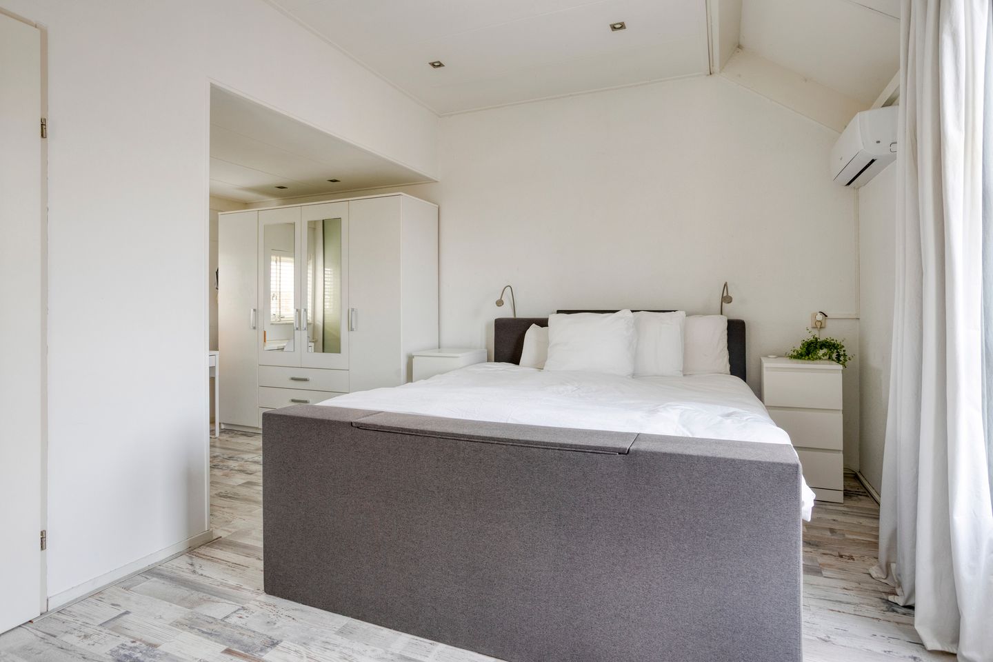 Photo 35 of Middensluis 4