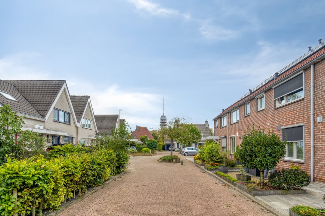 Foto 41 van Indira Gandhilaan 31