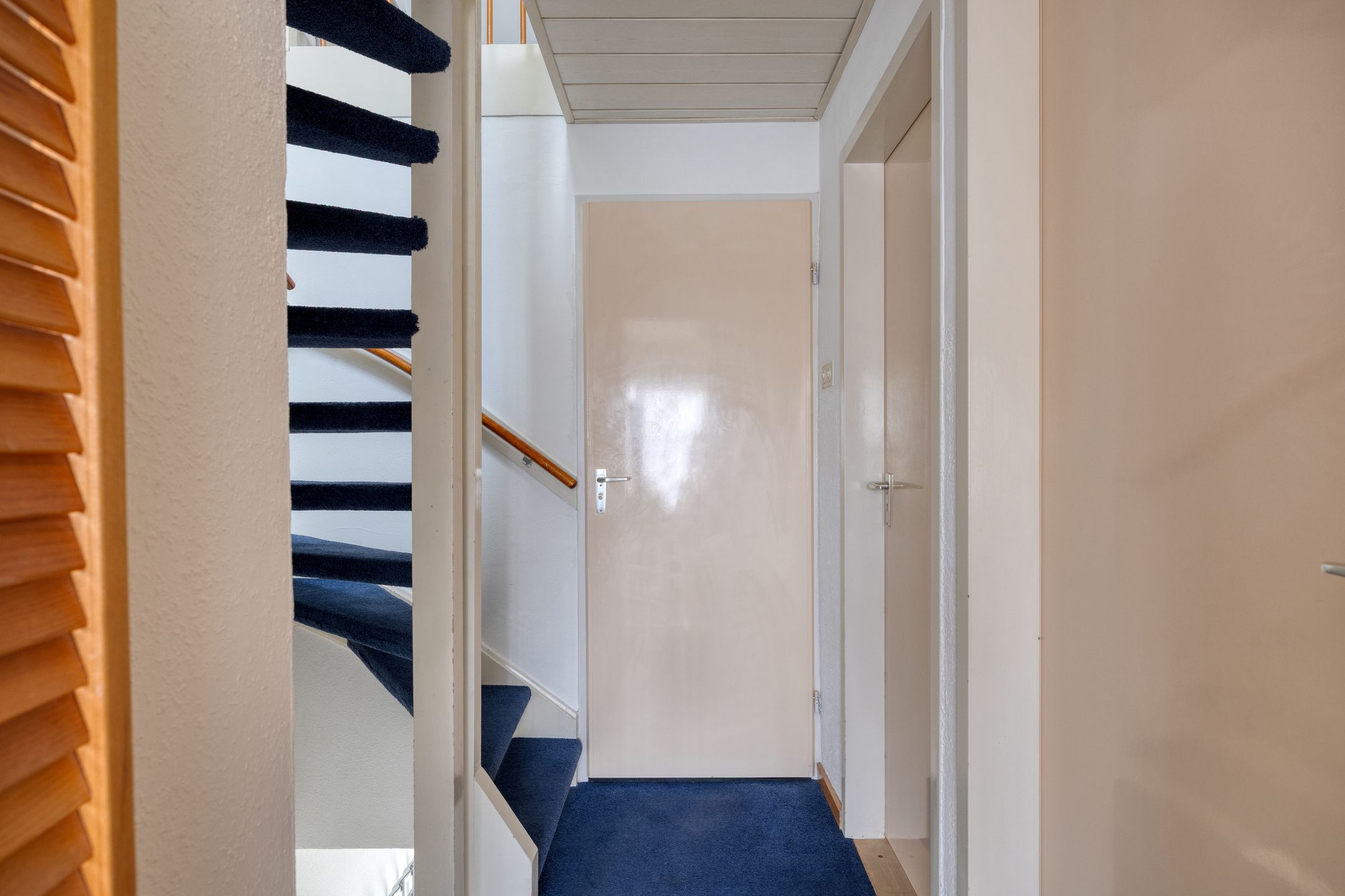 Foto 15 van Van Duivenvoordestraat 25