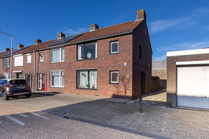 Foto 2 van Victoriestraat 19