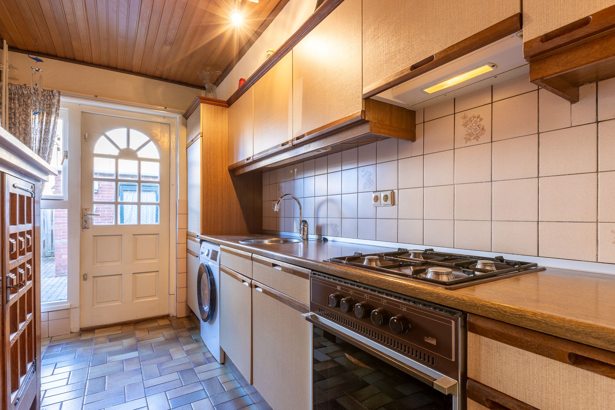 Foto 12 van Victoriestraat 19