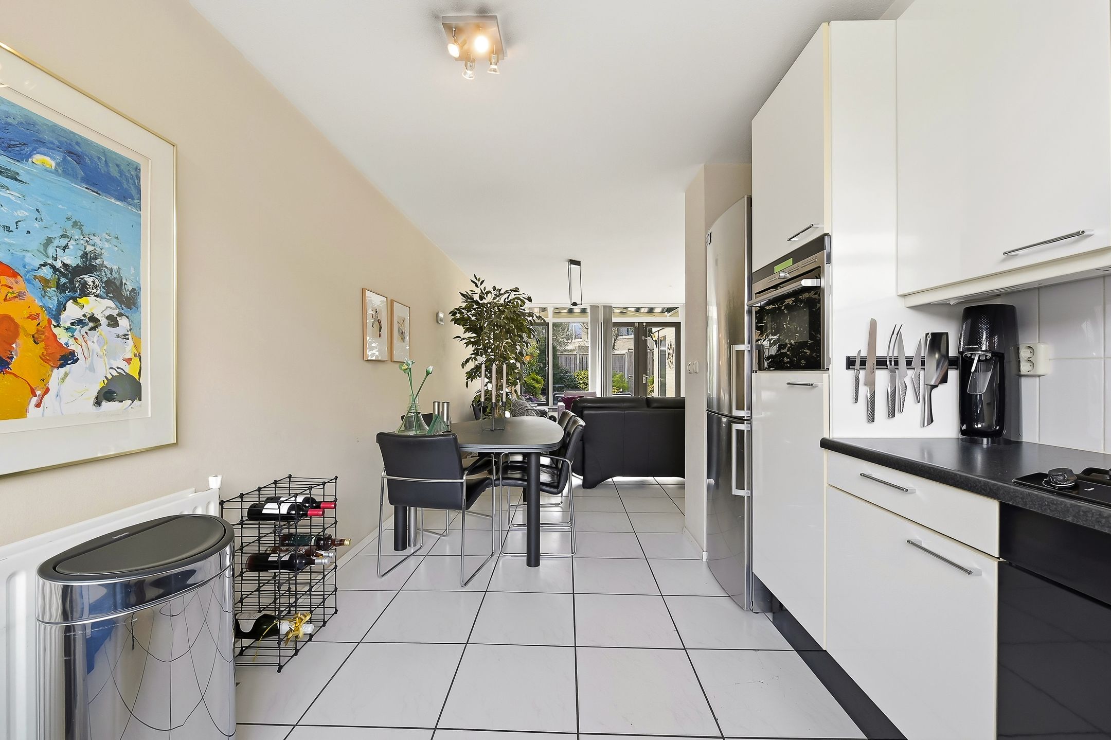 Foto 15 van Constance Gelderblomlaan 60