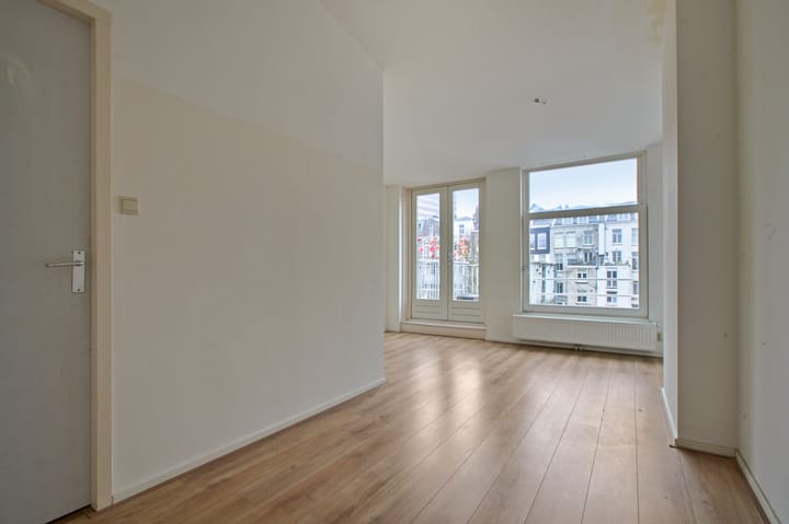 Foto 18 van Govert Flinckstraat 353-2